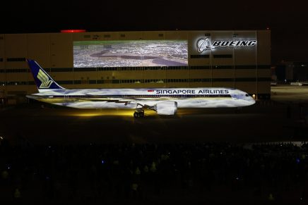 Boeing delivers world’s first 787-10 Dreamliner to Singapore Airlines