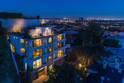 Former Sunset Strip home of songwriter Bob Crew hits market for USD 4.898 mln
