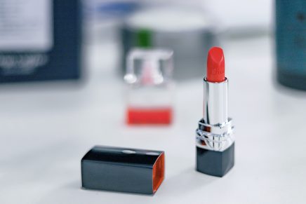 Le Meridien celebrates sustainable beauty with custom lipstick